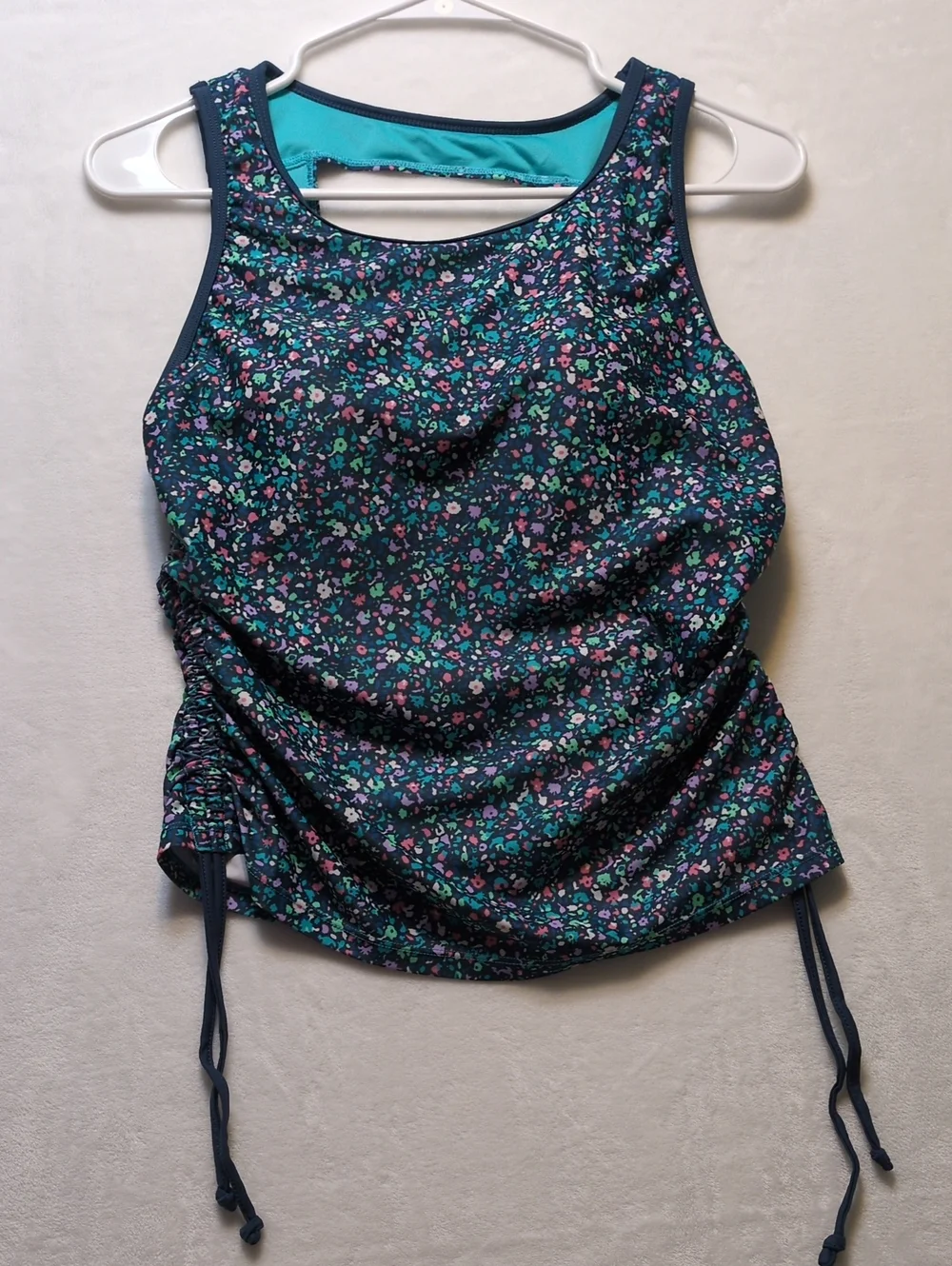 Free Country Ruched Floral Tankini Swim Top M 8/10 Keyhole Racerback Molded Cups